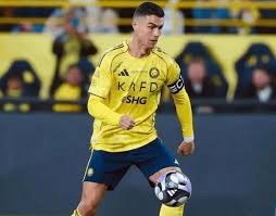 C罗本世纪左脚进球数位列第五，也是前十中唯一的非左脚球员