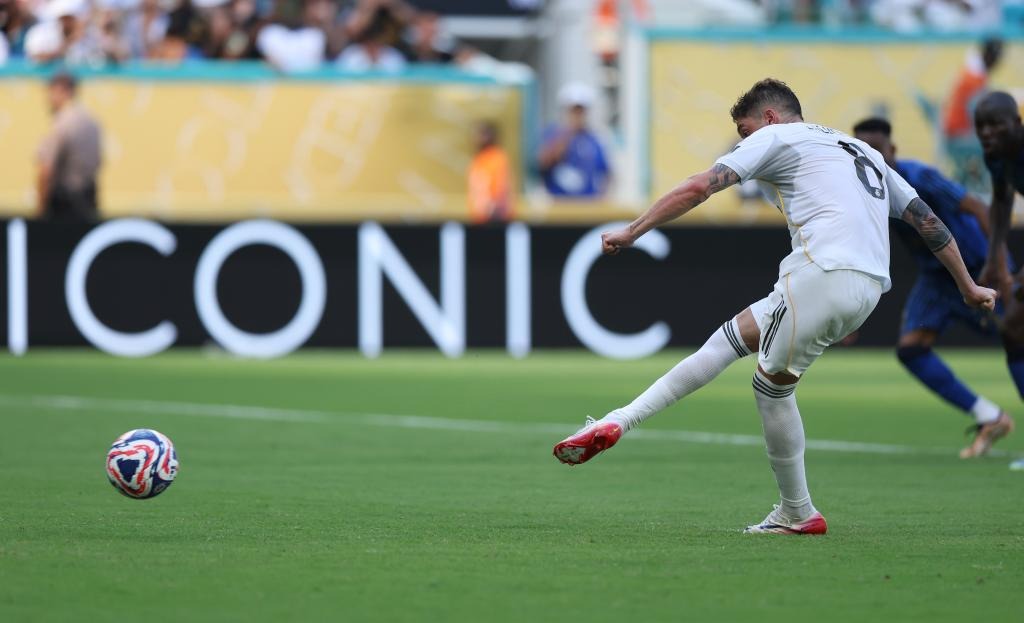 阿森纳与皇马相遇，厄德高将重返伯纳乌对阵老东