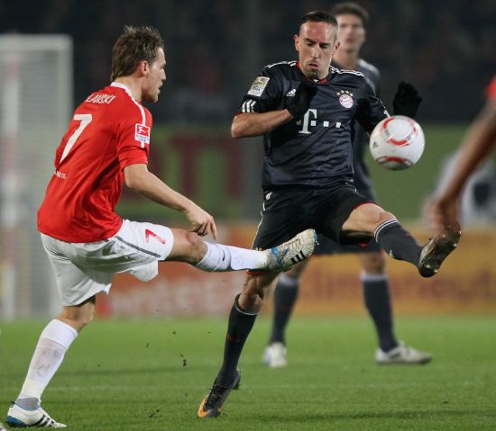 不仅是一场 不仅是一场