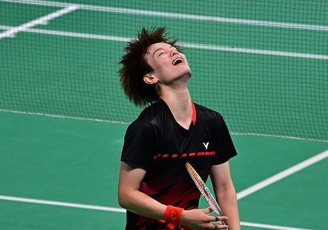 抗中极为关 抗中极为关